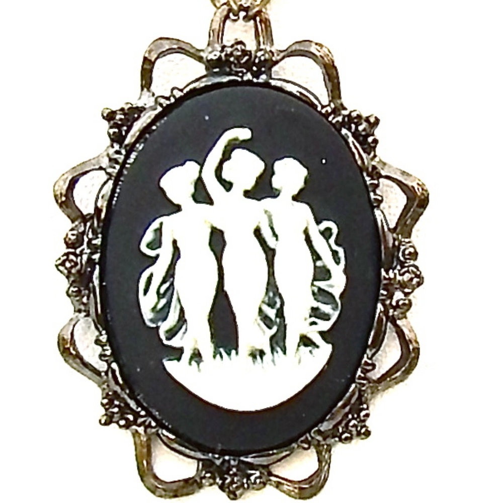 GASOLINE GLAMOUR DANCERS CAMEO NECKLACE